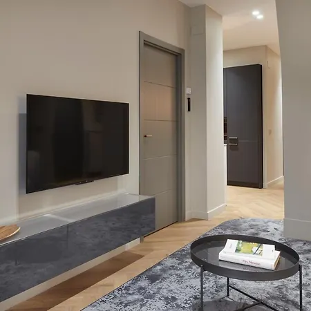 Azoka By Feelfree * San Sebastian